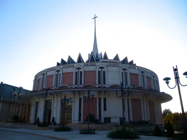 300419_2639410783759_1786117534_n