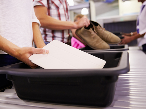 controle-securite-aeroport